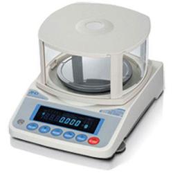 AND Weighing FZ-iWP Series Waterproof Precision Balance with Internal Calibration