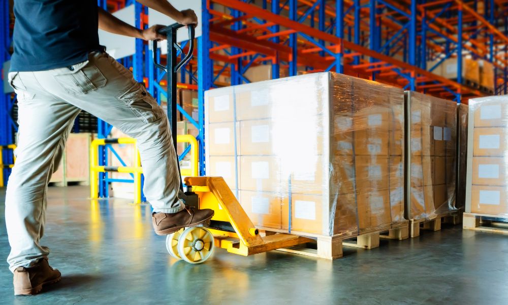 Why Knowing Pallet Weights Is Important for Your Warehouse