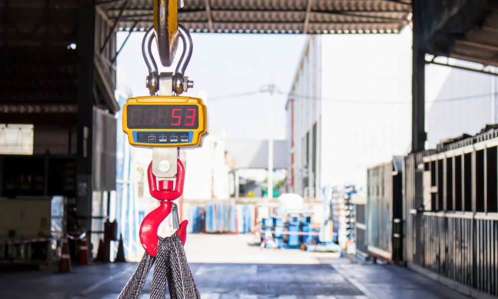 5 Tips for Properly Calibrating a Crane Scale